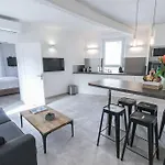 2 Pièces Balcon 4 Pers Meynadier Palais 1 Minute By Olam Appartement *